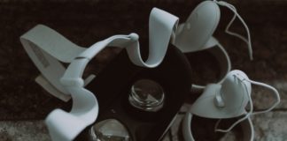 Detailed Comparison: Oculus Quest 2 128 GB vs 256 GB for VR Gamers Comparaison Détaillée : Oculus Quest 2 128 GB vs 256 GB pour Joueurs VR