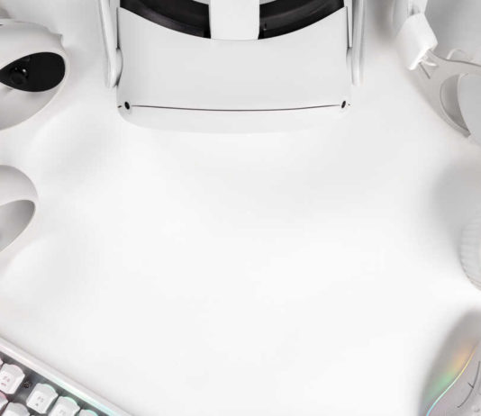 Meta Quest 3 vs PSVR 2: Which VR Headset is Right for You? Meta Quest 3 vs PSVR 2